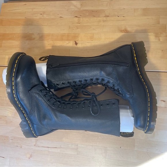 Dr. Martens 1B99 Virginia Leather Mid Calf Boots - Picture 5 of 12